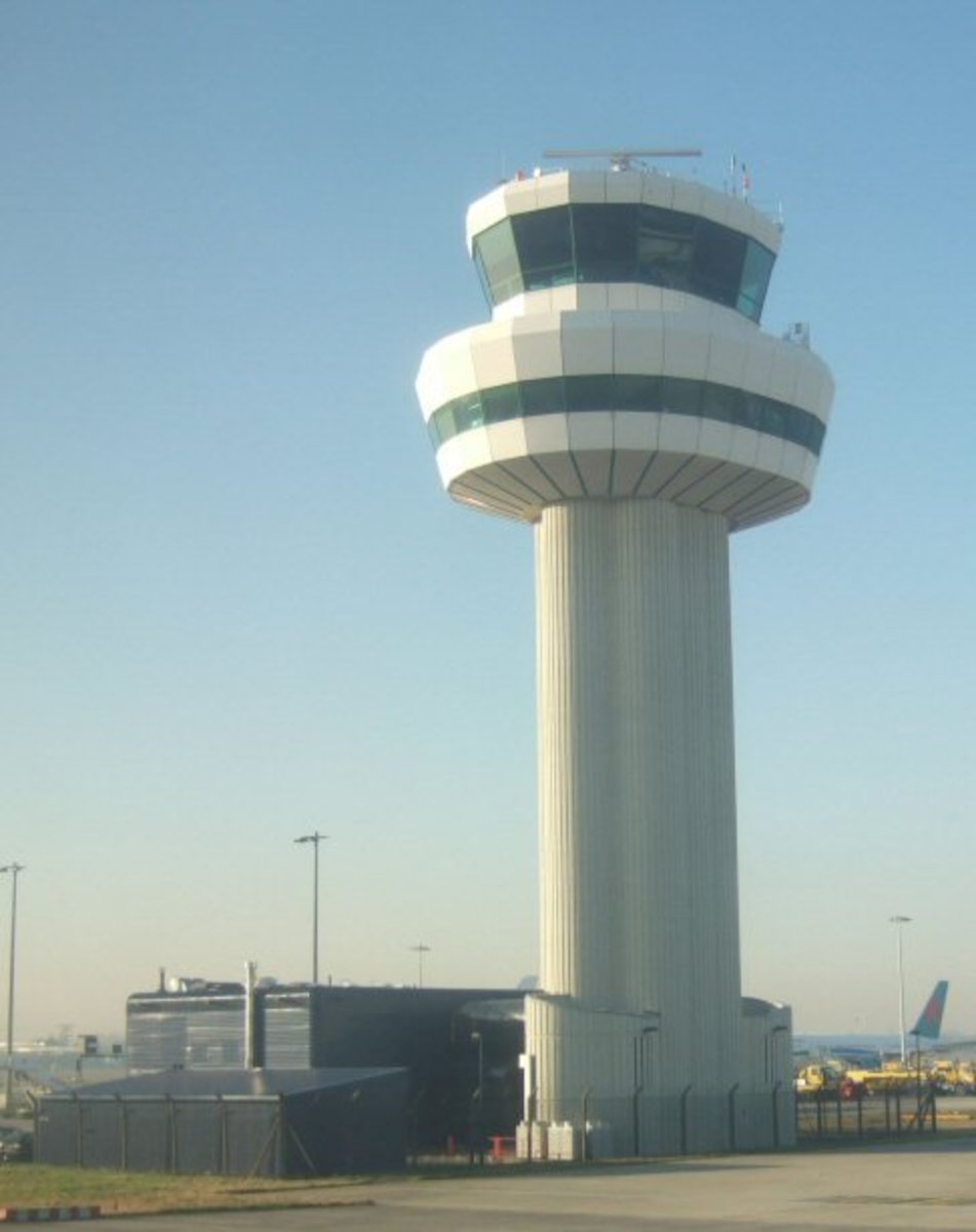 Federal Aviation Administration To Close 149 Air Traffic Control Towers