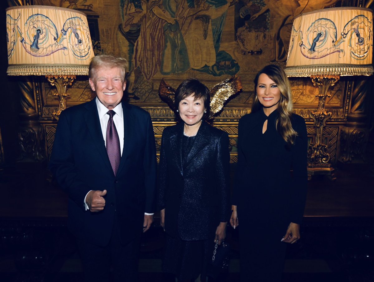 Melania and President Trump posing with Akie Abe, Photo Credit: Nippon TV News 24 Japan/Youtube