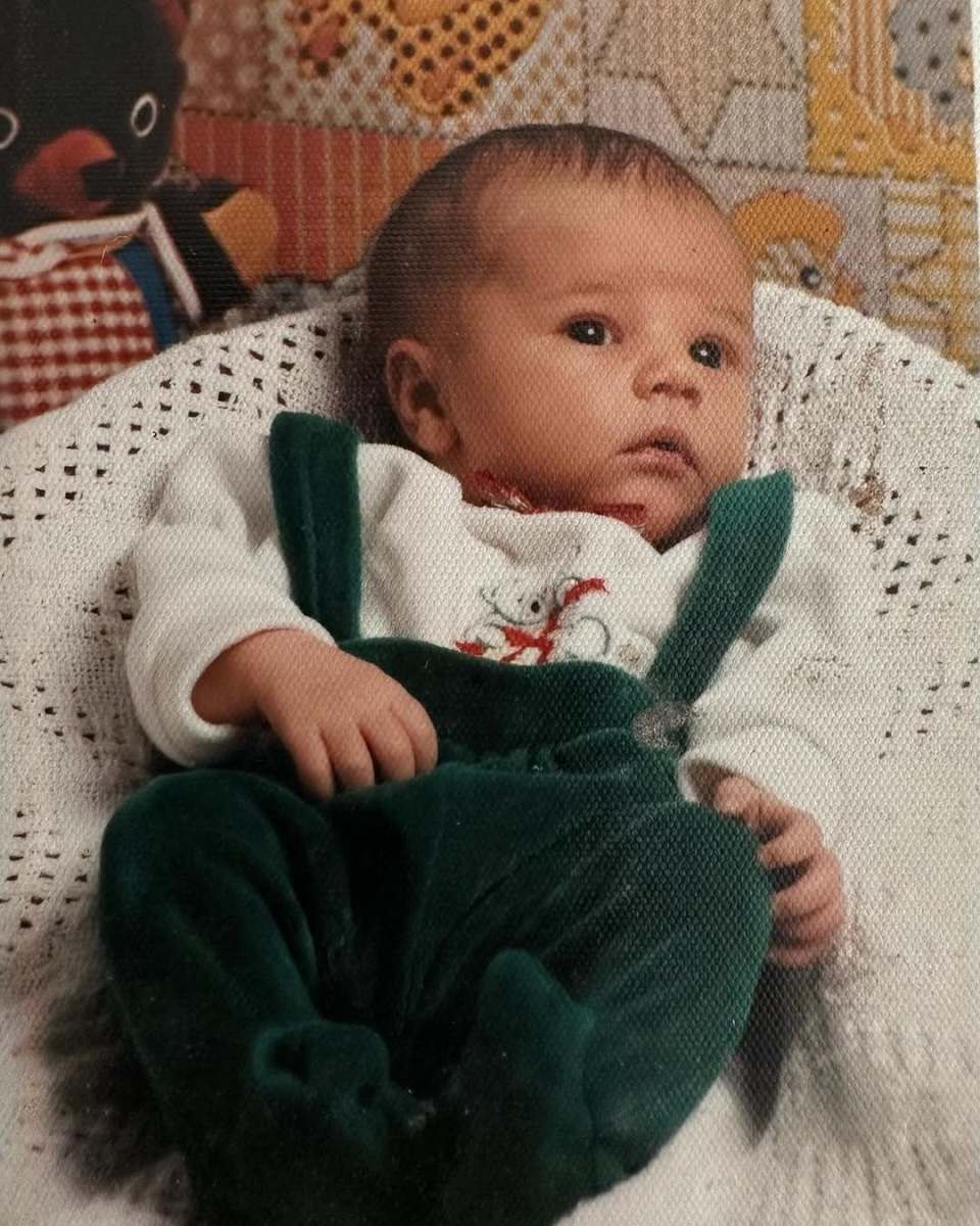 Baby photo of Justin Bieber posted to Pattie Mallette's instagram, Photo Credit: pattiemallette/Instagram