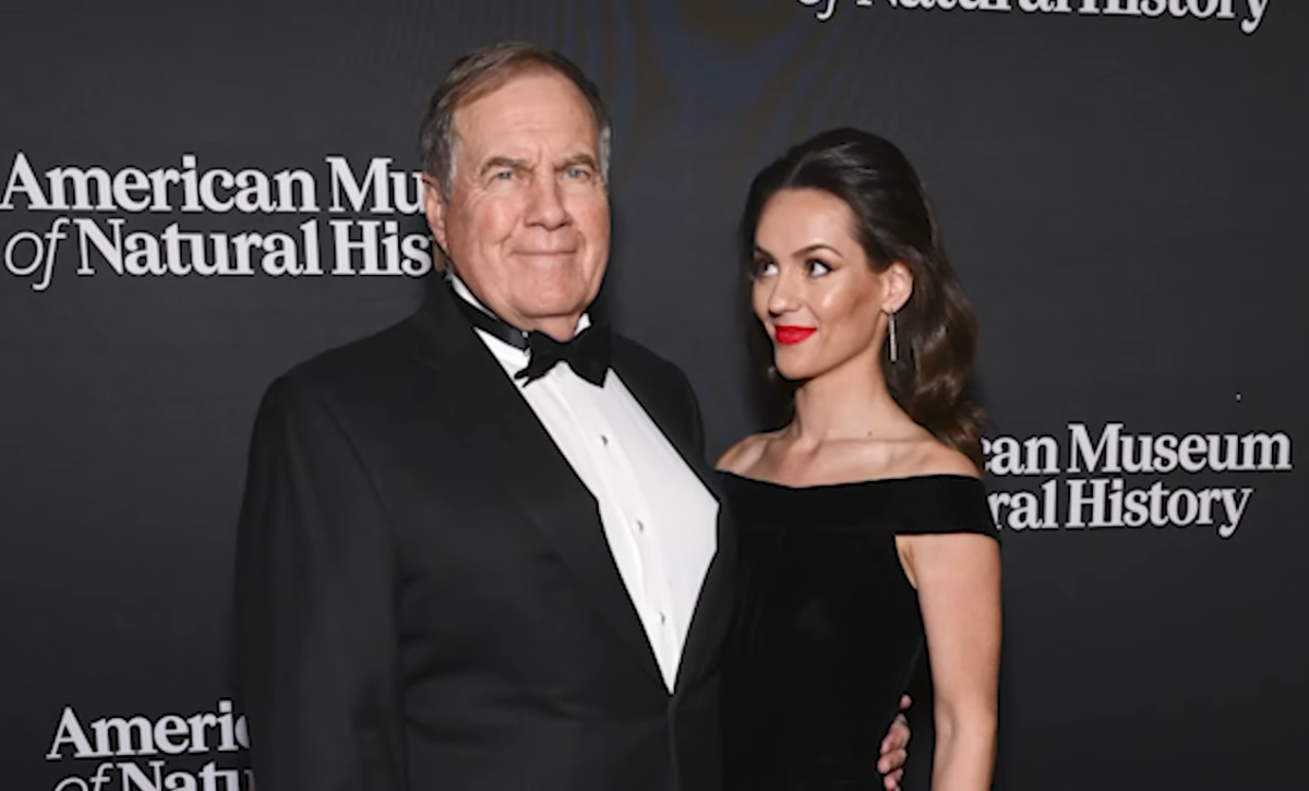 Bill Belichick and Jordon Hudson standing in front of the American Museum of Natural History, Photo Credit: Access Hollywood/Youtube