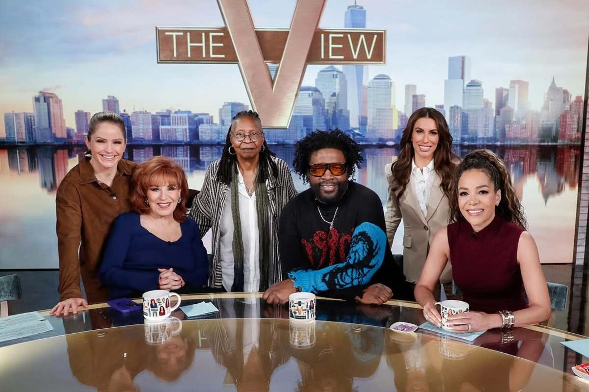 The View hosts with Questlove; Photo Credit: theviewabc/Instagram